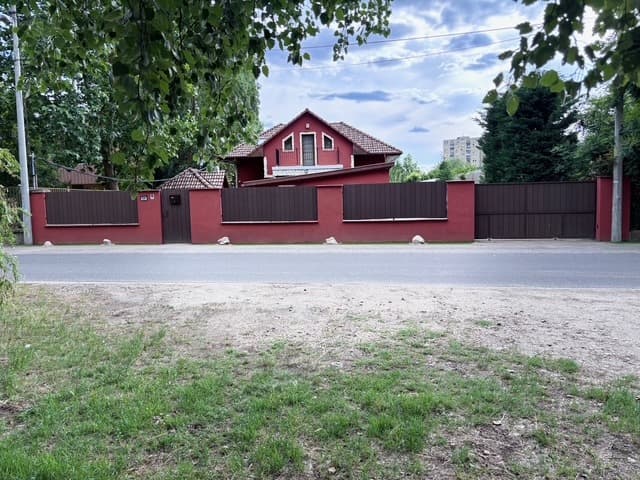 Villa — külső