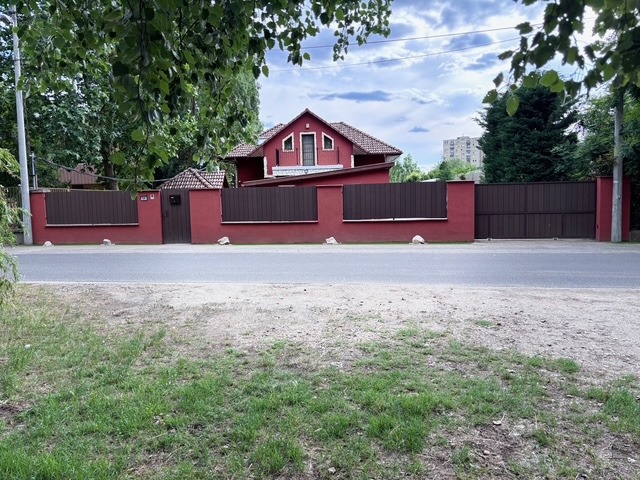 Villa — külső